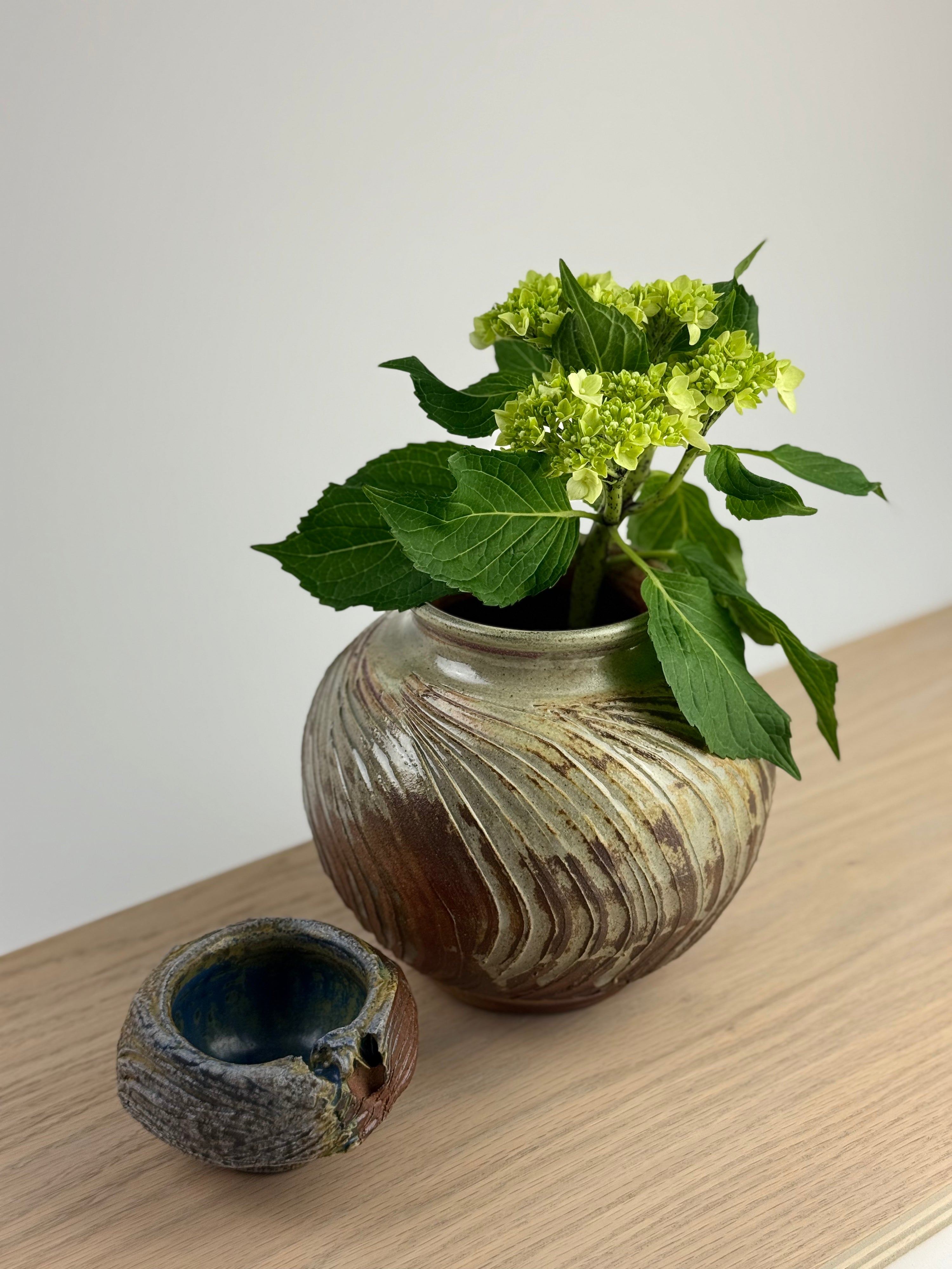 Vase 1