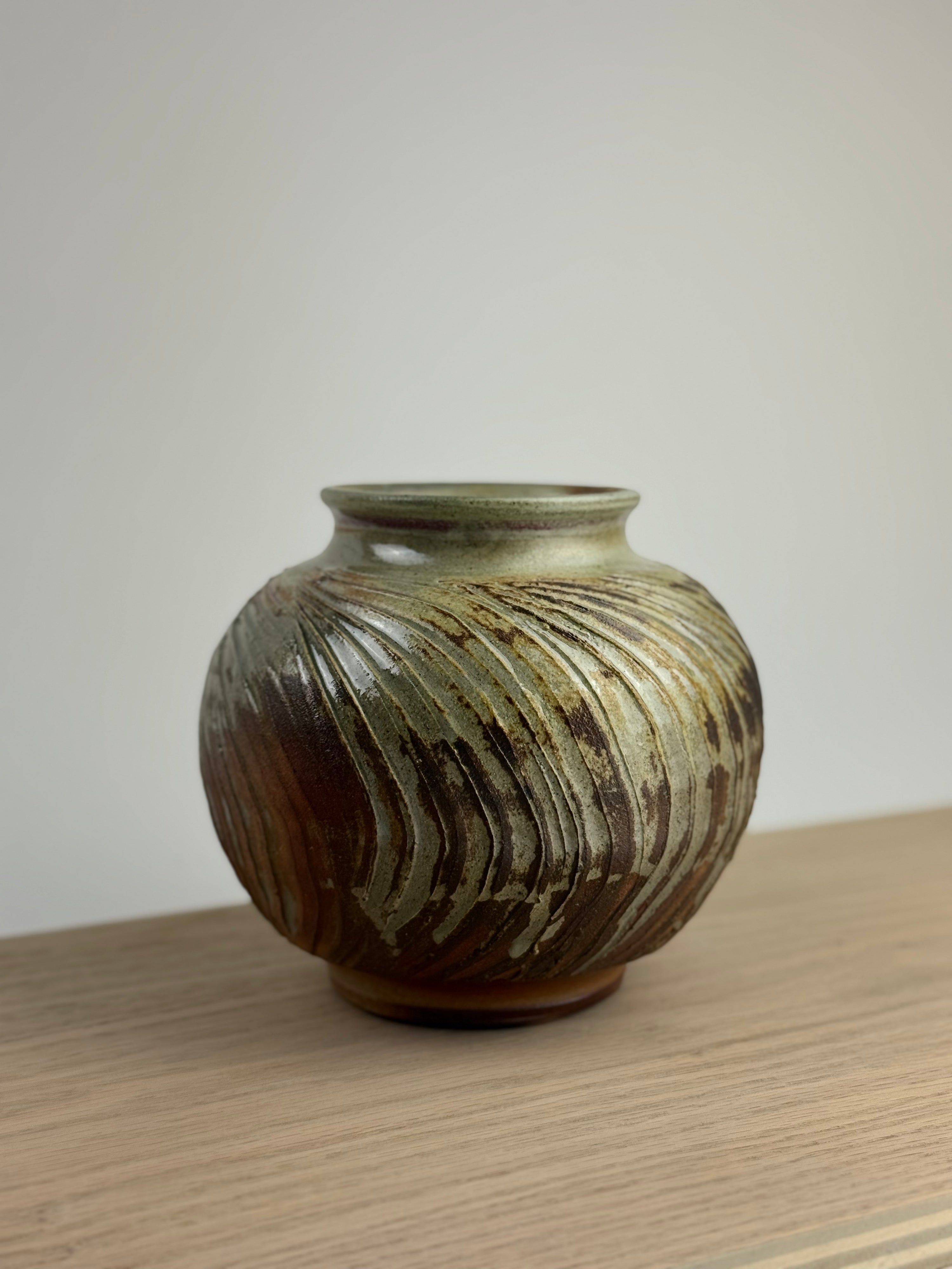 Vase 1