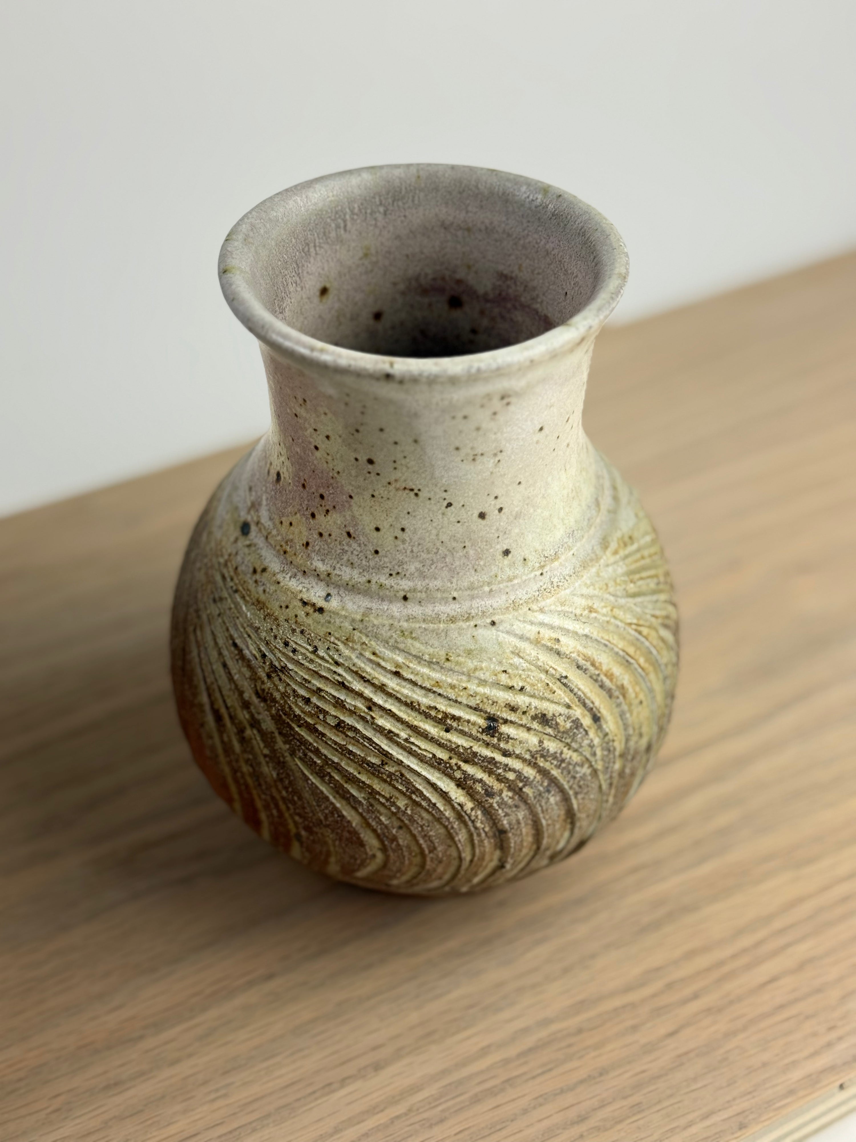 Vase 3