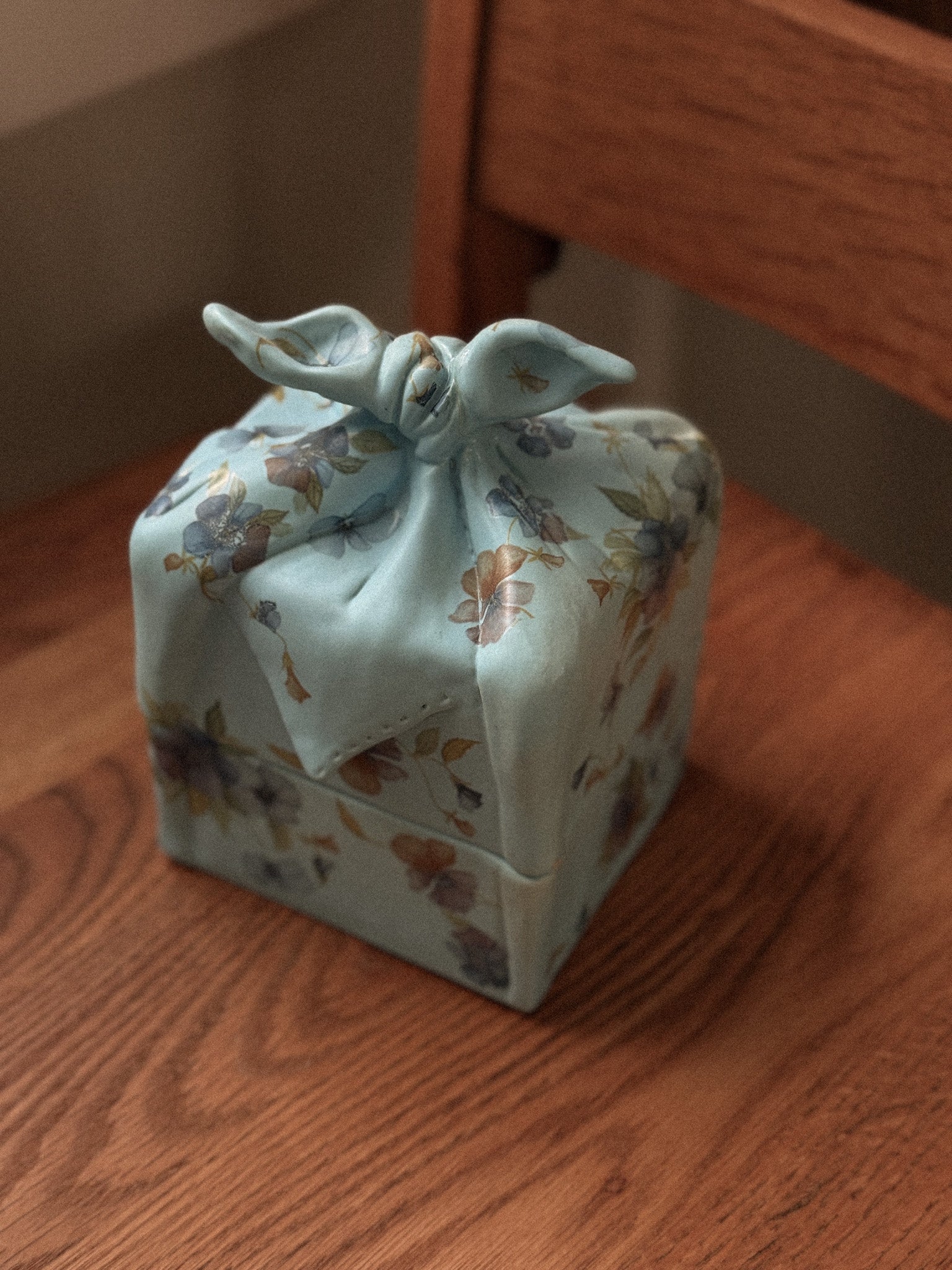 Boghche of Pansy Breeze